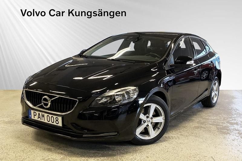 Begagnad Volvo V40 Business Edition 124 HK (91 kW) 2016 Svart Halvkombi