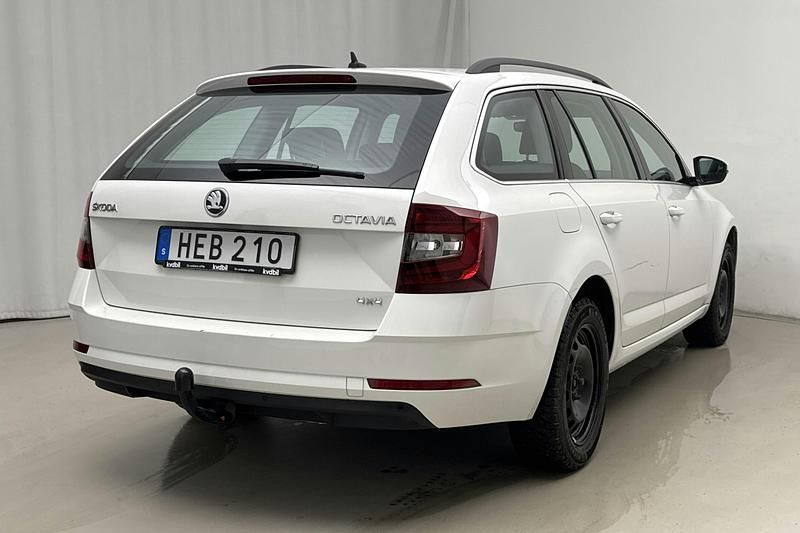 Begagnad Skoda Octavia 150 HK (110 kW) 2018 Vit Kombi