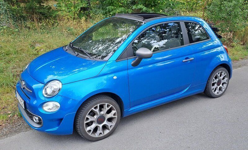 Blå Begagnad 2017 Fiat 500C Sport Cab | 119 000 kr (Marknadspris) - Bild 1/4