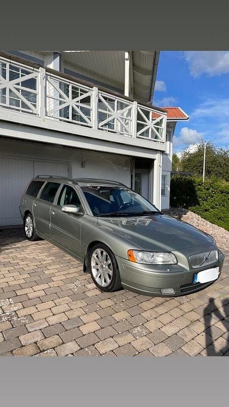 Begagnad 2007 Volvo V70 Kombi | 25 000 kr (Bra pris) - Bild 1/3