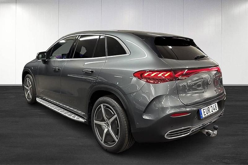 Begagnad Mercedes EQE500 AMG line 300 kW (408 HK) 2023 Grå SUV