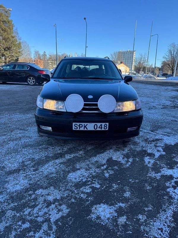 Begagnad 2001 Saab 9-5 Aero Kombi | 22 500 kr (Superpris) - Bild 1/4