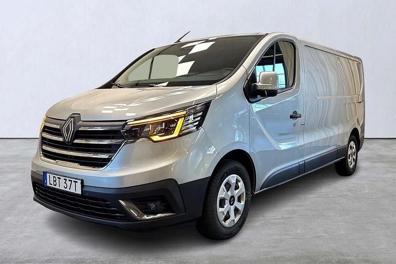 Grå Ny 2025 Renault Trafic Van | 429 900 kr - Bild 1/4