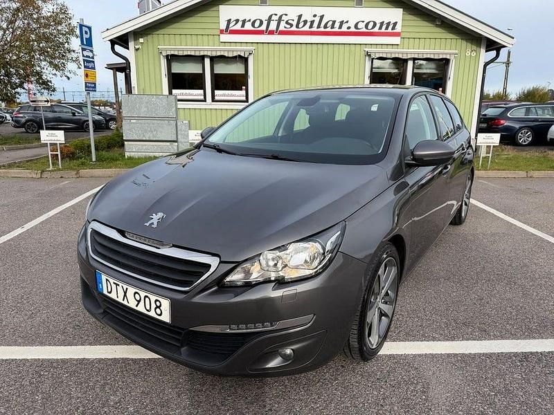 Grå Begagnad 2016 Peugeot 308 Active Kombi | 74 900 kr (Marknadspris) - Bild 1/4