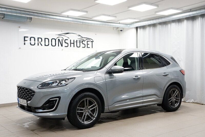 Grå Begagnad 2021 Ford Kuga Vignale SUV | 289 000 kr (Lite dyr) - Bild 1/4