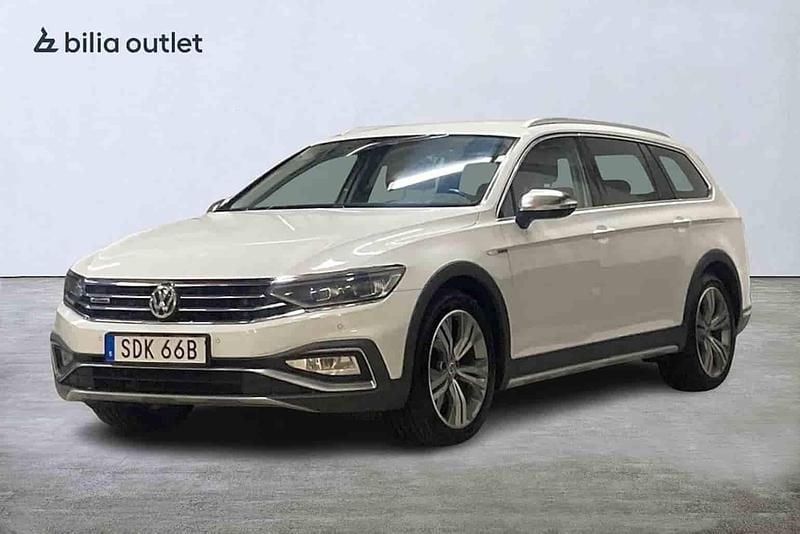 Vit Begagnad 2020 VW Passat Alltrack Kombi | 219 900 kr (Marknadspris) - Bild 1/1