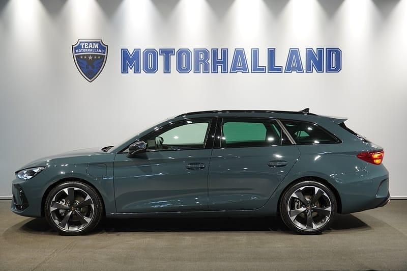 Blå Ny 2026 Cupra Leon Kombi | 450 300 kr (Superpris) - Bild 1/4