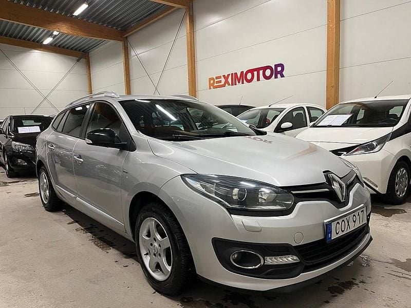 Begagnad Renault Mégane GrandTour LIMITED 110 HK (80 kW) 2015 Silver Kombi