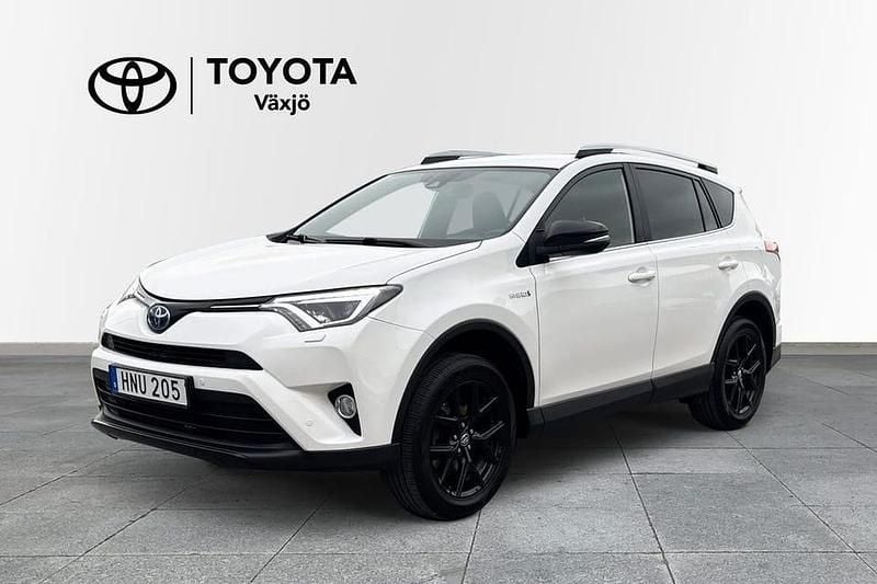Vit Begagnad 2018 Toyota RAV4 Hybrid Edition SUV | 219 000 kr (Marknadspris) - Bild 1/3