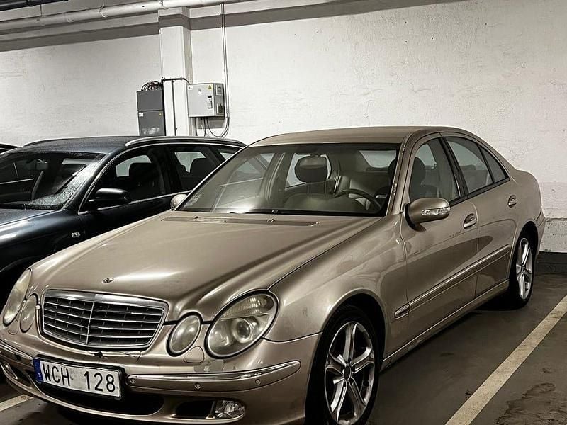 Begagnad 2005 Mercedes E240 Sedan | 14 900 kr (Superpris) - Bild 1/4