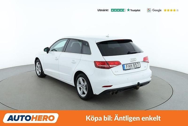 Begagnad Audi A3 Sportback Proline 150 HK (110 kW) 2018 Vit Halvkombi