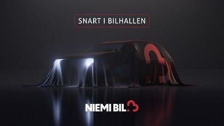 Grå Begagnad 2016 BMW 118 M Sport Halvkombi | 154 900 kr (Marknadspris) - Bild 1/3