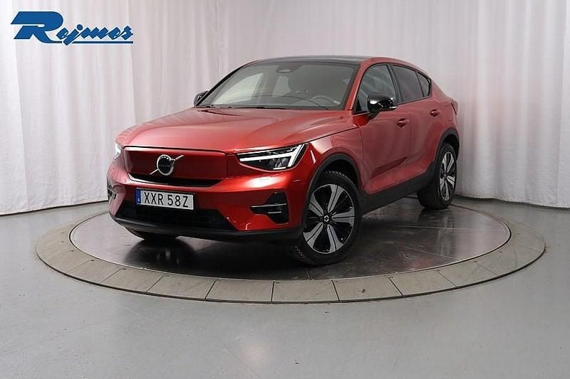 Röd Begagnad 2022 Volvo C40 Plus SUV | 339 900 kr (Marknadspris) - Bild 1/4