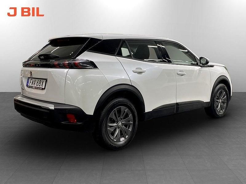 Begagnad Peugeot e-2008 Active 100 kW (136 HK) 2021 Vit SUV