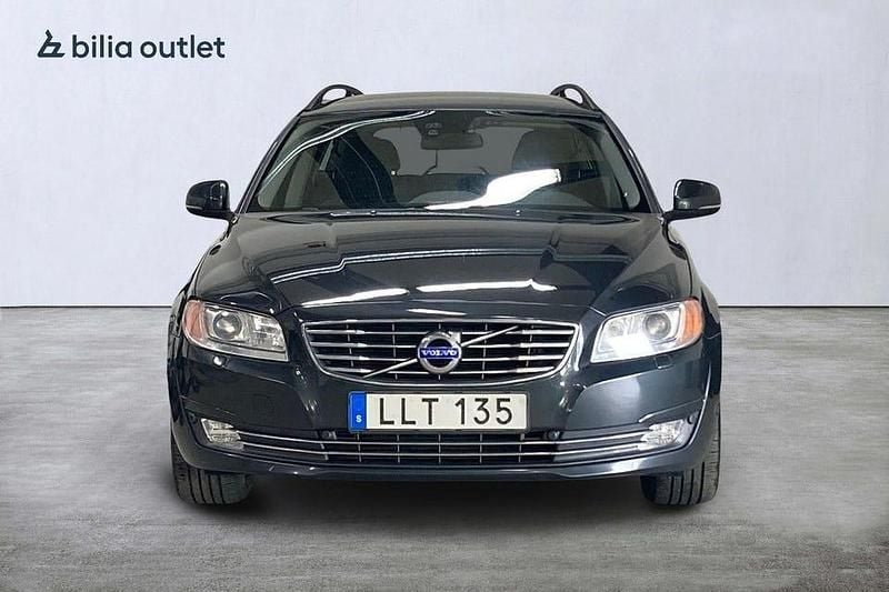 Begagnad Volvo V70 Momentum 180 HK (132 kW) 2014 Grå Kombi