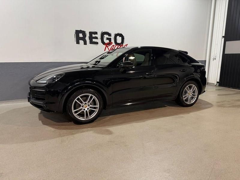 Begagnad Porsche Cayenne 462 HK (339 kW) 2023 Svart SUV