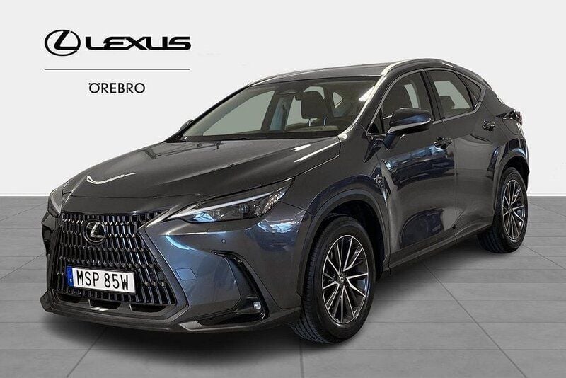 Grå Begagnad 2023 Lexus NX350h Business Edition SUV | 499 900 kr (Superpris) - Bild 1/4