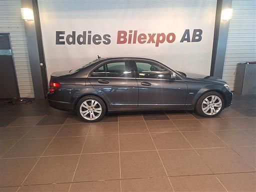 Begagnad Mercedes C180 Avantgarde 157 HK (115 kW) 2008 Mörkgrå Sedan