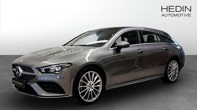 Begagnad Mercedes CLA250 AMG line 160 HK (117 kW) 2023 Grå Sedan