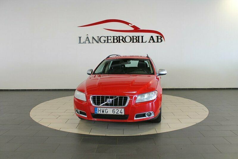 Röd Begagnad 2009 Volvo V70 Kinetic Kombi | 47 900 kr - Bild 1/4