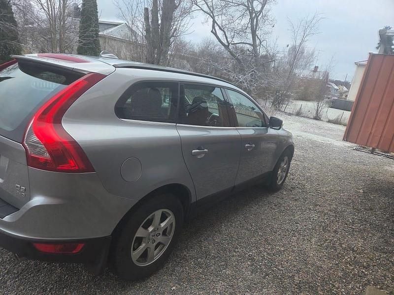 Begagnad 2012 Volvo XC60 SUV | 71 900 kr (Superpris) - Bild 1/4