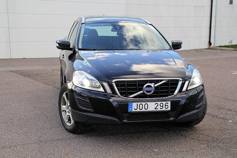 Begagnad 2012 Volvo XC60 Summum SUV | 119 900 kr (Superpris) - Bild 1/4