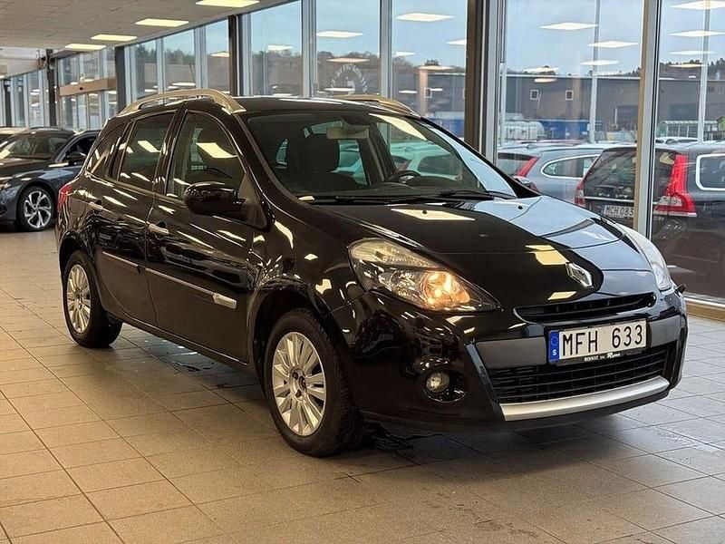 Svart Begagnad 2012 Renault Clio GrandTour Kombi | 59 900 kr (Marknadspris) - Bild 1/4