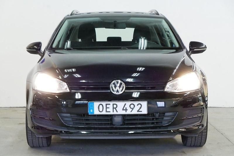 Begagnad VW Golf VII 112 HK (82 kW) 2016 Svart Kombi