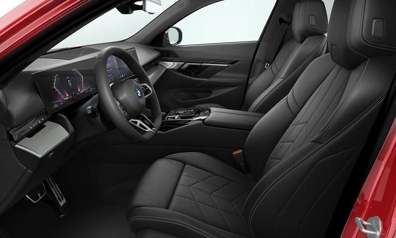 Ny BMW 530e Comfort Edition 299 HK (219 kW) 2026 Kombi