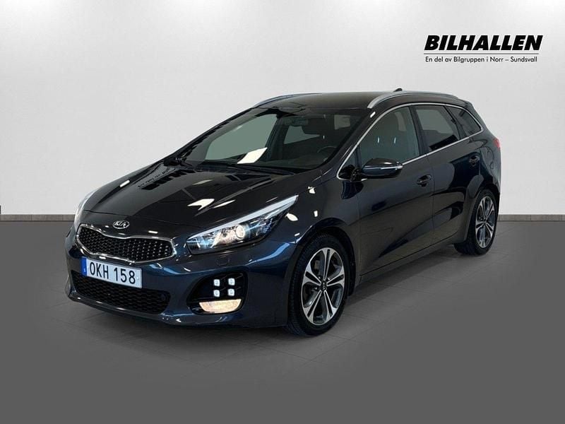 Grå Begagnad 2016 Kia Ceed Sportswagon GT-Line Kombi | 119 900 kr (Marknadspris) - Bild 1/4