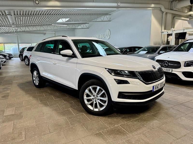 Vit (candy vit) Begagnad 2020 Skoda Kodiaq Business Line SUV | 279 800 kr (Marknadspris) - Bild 1/4