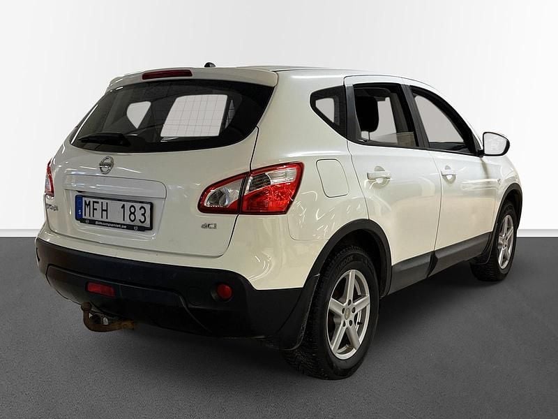 Begagnad Nissan Qashqai Acenta Connect 132 HK (97 kW) 2013 Vit SUV