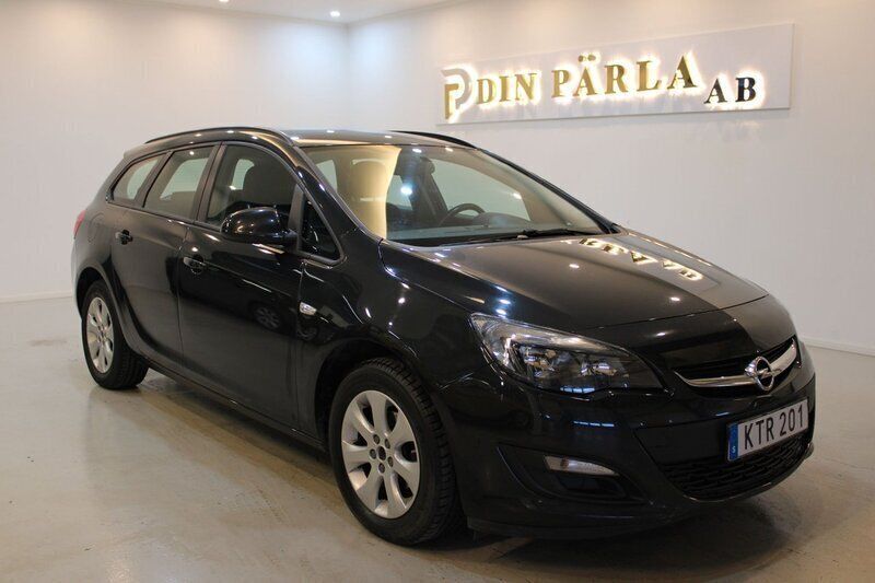 Svart Begagnad 2015 Opel Astra Kombi | 64 900 kr (Marknadspris) - Bild 1/4