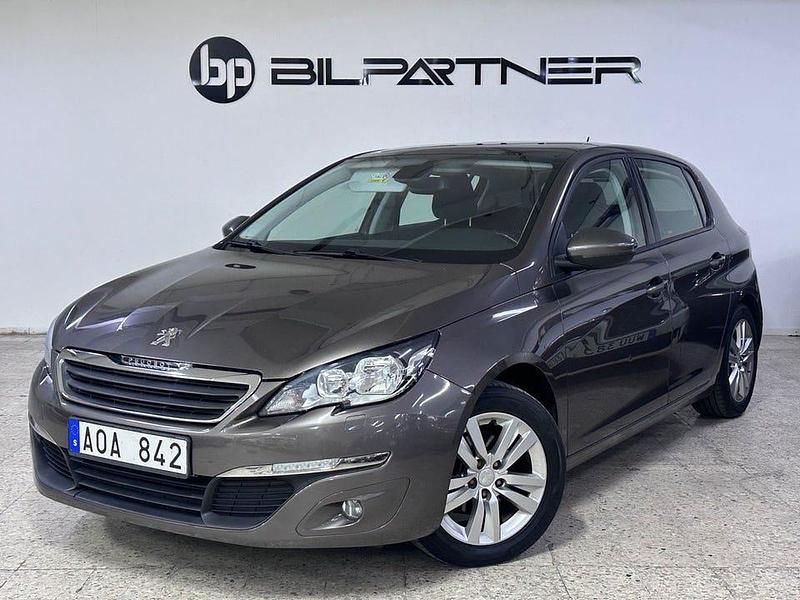 Mörkgrå (grå) Begagnad 2013 Peugeot 308 Active Halvkombi | 69 900 kr (Marknadspris) - Bild 1/4