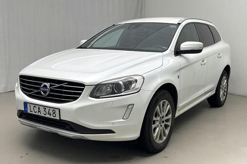 Begagnad Volvo XC60 Ocean Race 190 HK (139 kW) 2016 Vit SUV