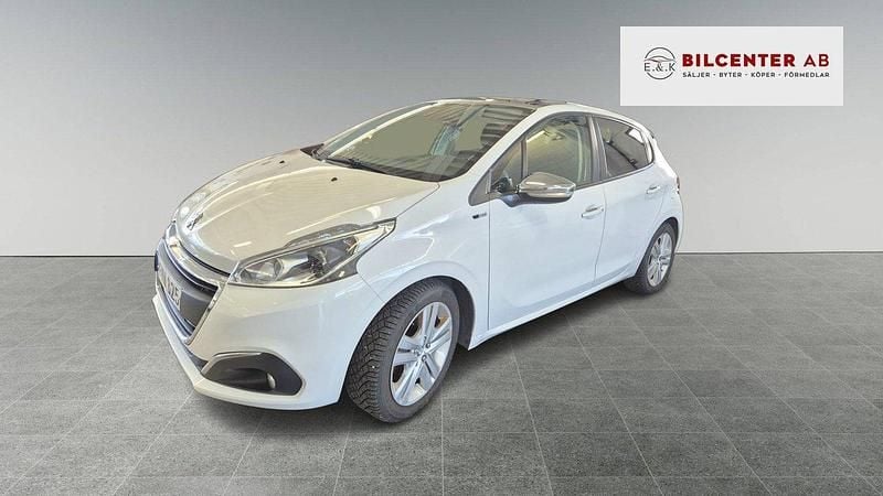 Vit Begagnad 2016 Peugeot 208 Halvkombi | 54 900 kr (Bra pris) - Bild 1/4