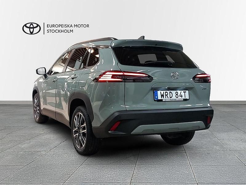 Ny Toyota Corolla Cross Style 140 HK (102 kW) 2025 Grön SUV