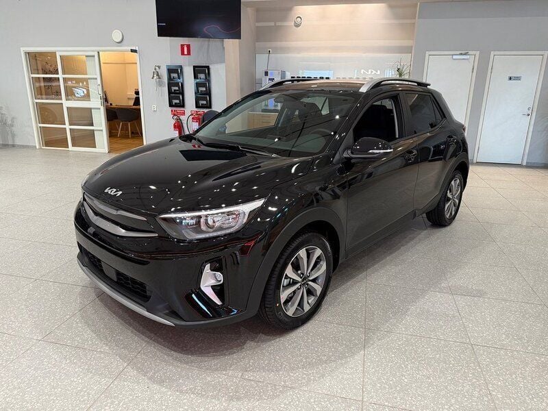Svart Ny 2025 Kia Stonic Advance SUV | 257 674 kr - Bild 1/4