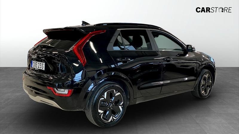 Begagnad Kia e-Niro Advance 150 kW (204 HK) 2024 Svart SUV