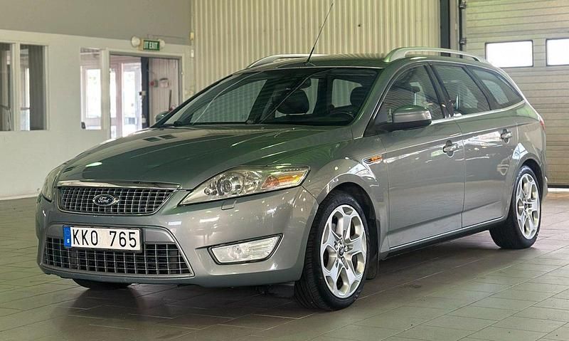 Begagnad Ford Mondeo Titanium X 221 HK (162 kW) 2007 Grå Kombi