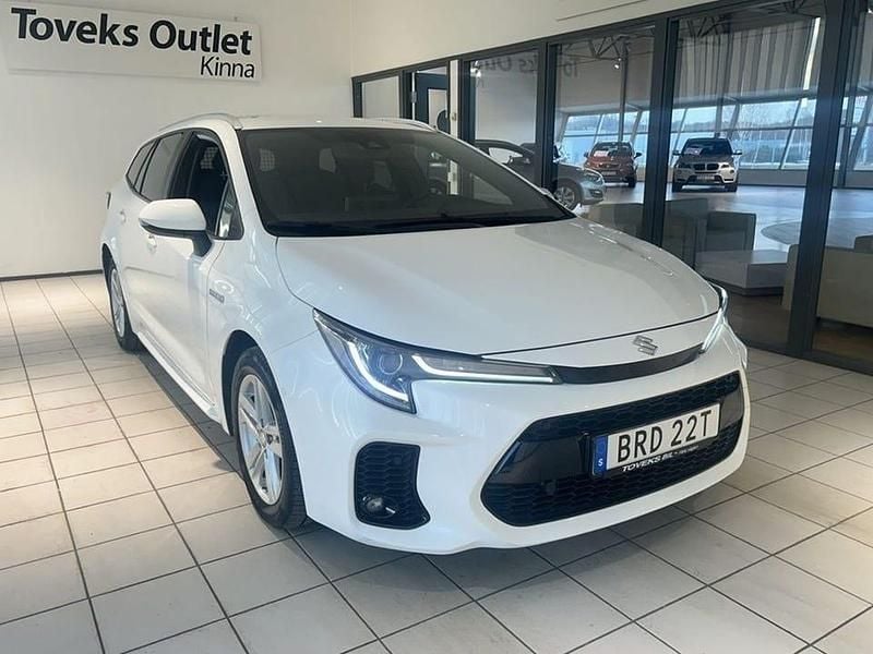 Begagnad Suzuki Swace 124 HK (91 kW) 2021 Vit Kombi