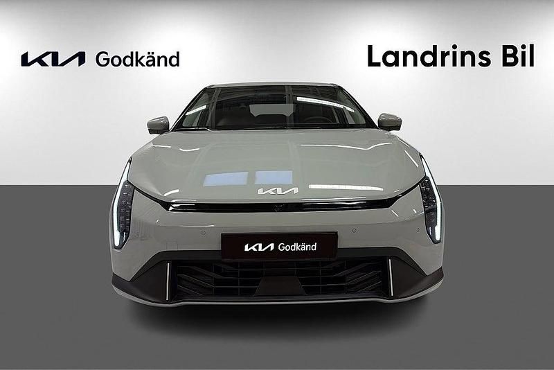 Begagnad Kia EV4 Plus 150 kW (204 HK) 2026 Grön Sedan