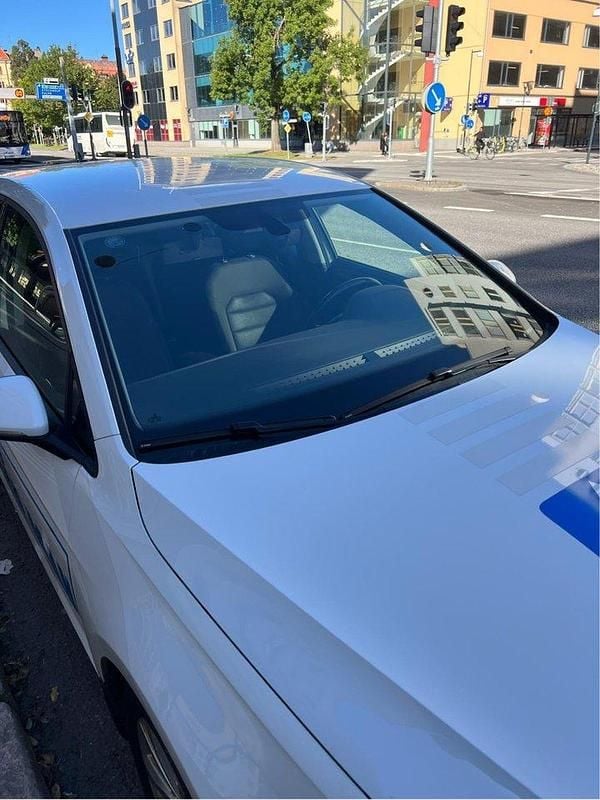Vit Begagnad 2019 VW Golf VII Halvkombi | 119 000 kr (Bra pris) - Bild 1/4
