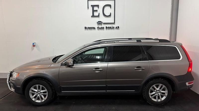 Begagnad Volvo XC70 Momentum 215 HK (158 kW) 2011 Grå Kombi