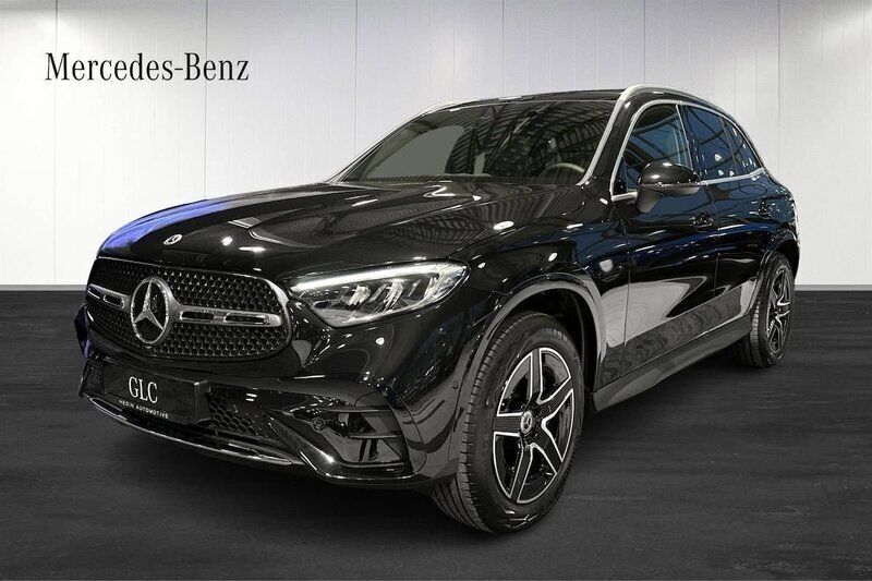 Ny 2024 Mercedes GLC300e SUV | 787 950 kr (Dyr) - Bild 1/4