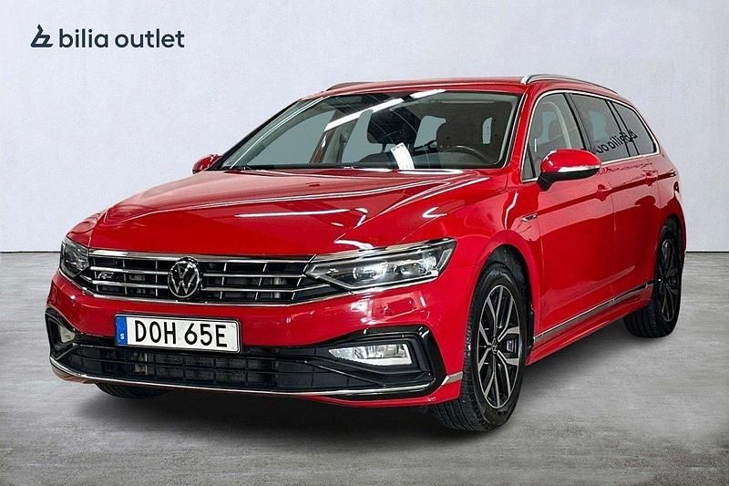 Röd Begagnad 2022 VW Passat R-line Kombi | 319 900 kr (Lite dyr) - Bild 1/4