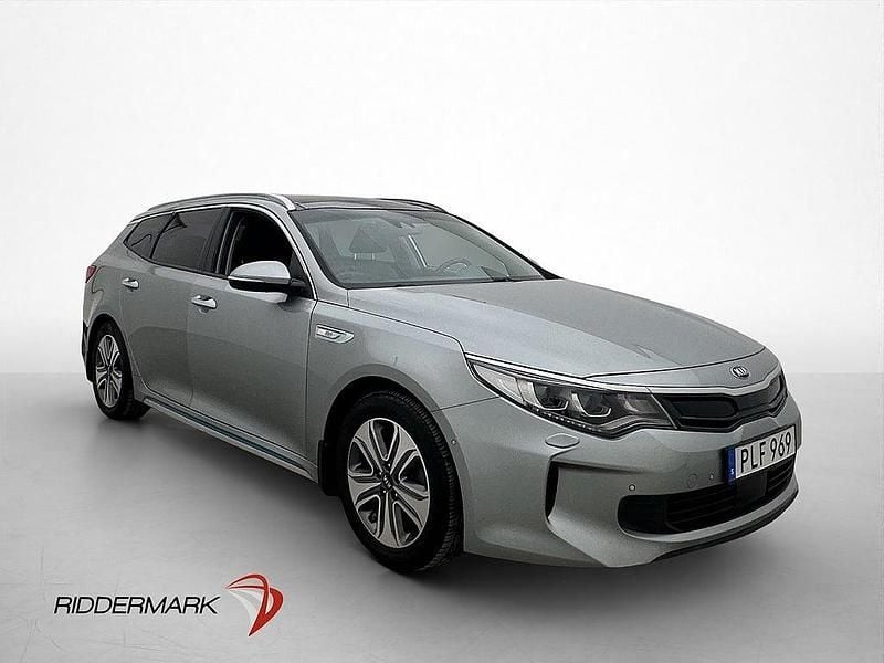 Begagnad Kia Optima Comfort 156 HK (114 kW) 2017 Grå Kombi