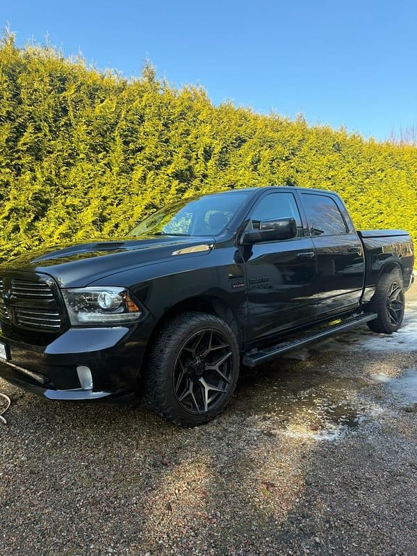 Begagnad RAM 1500 401 HK (294 kW) 2016 Pickup