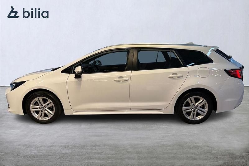 Begagnad Toyota Corolla Active 124 HK (91 kW) 2022 Vit Kombi