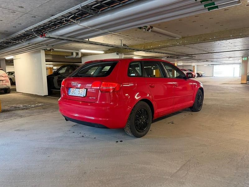 Begagnad Audi A3 105 HK (77 kW) 2010 Halvkombi